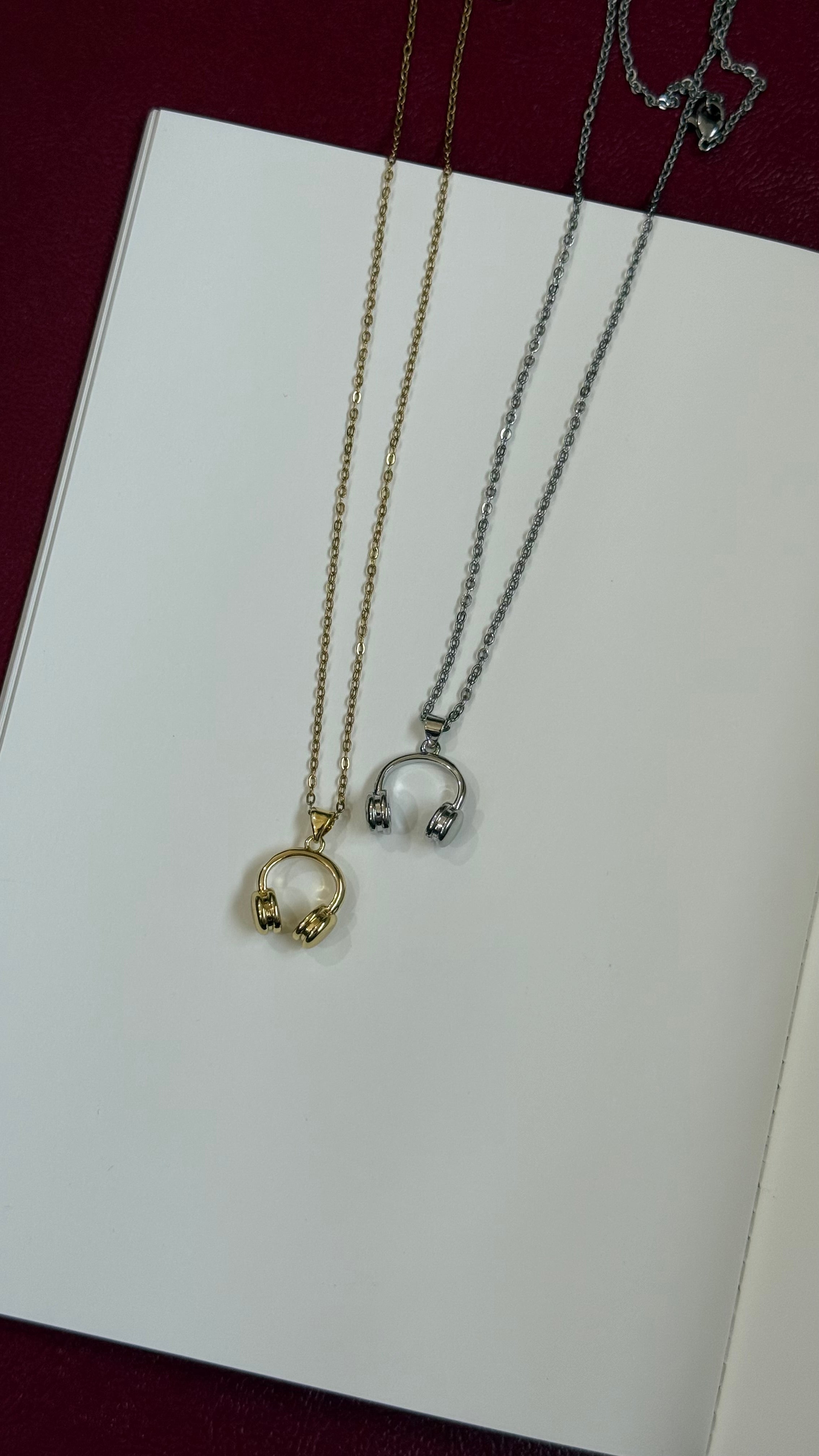 Headphone chain