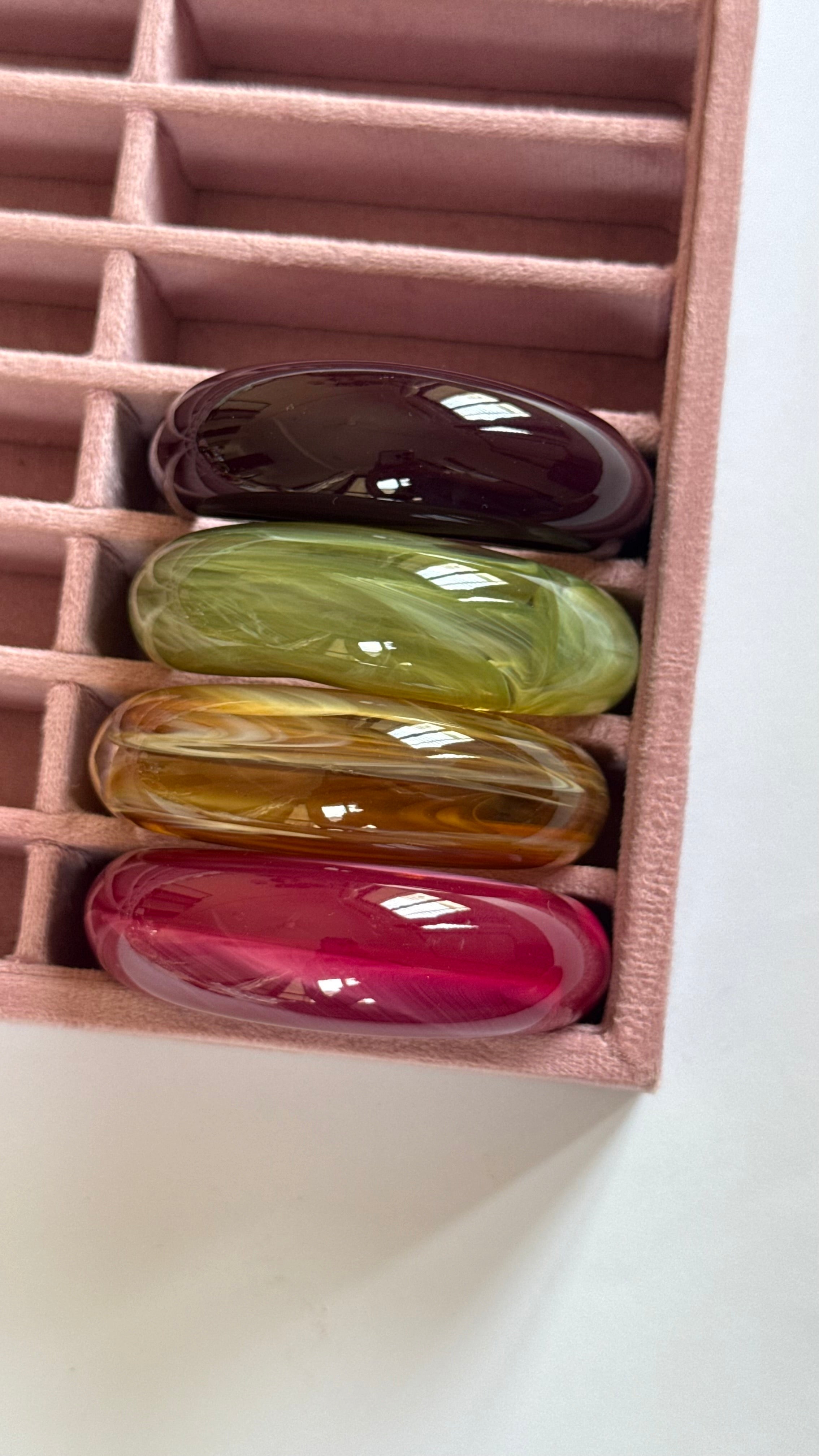Colorful resin Bangle