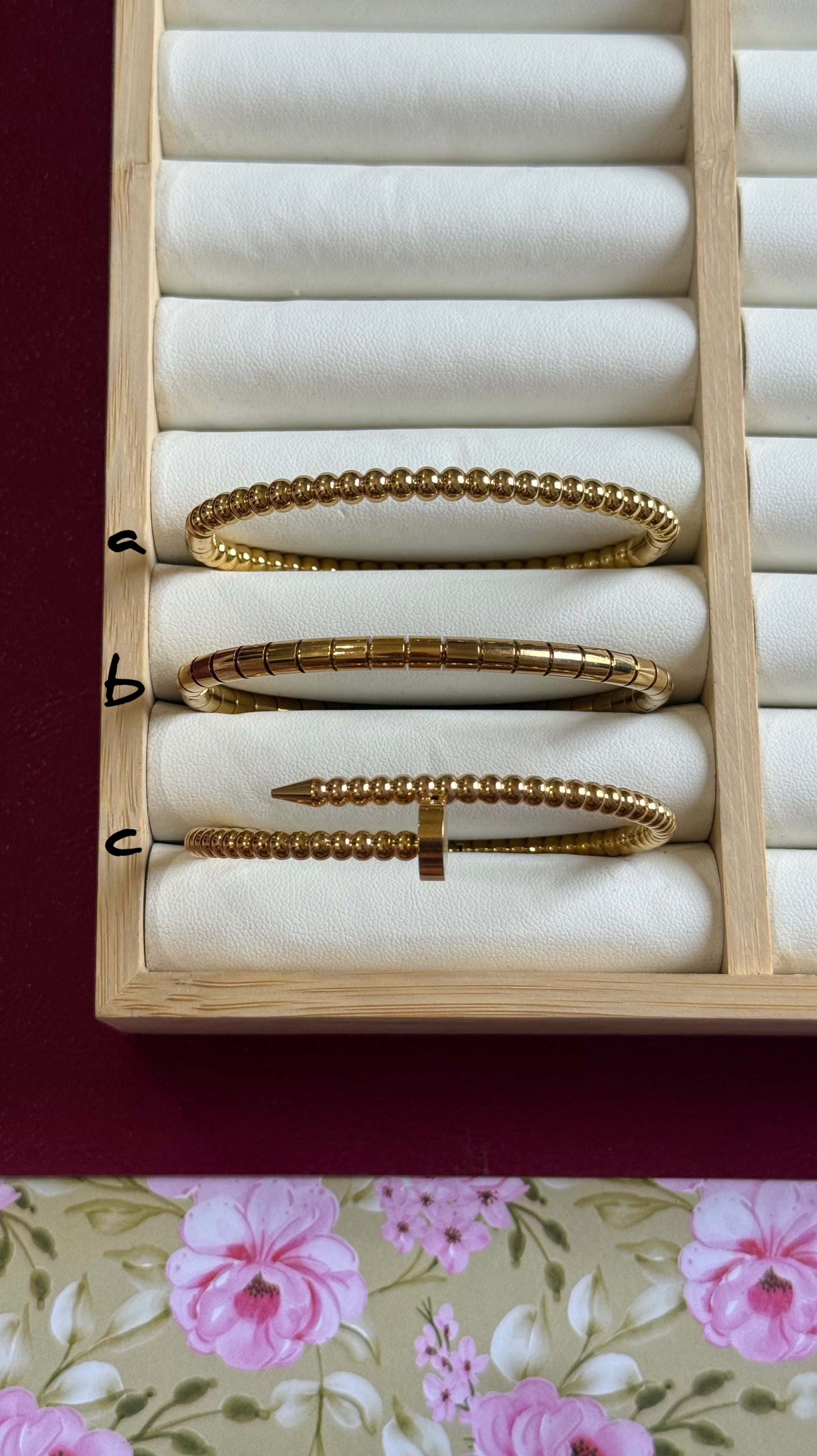 Basic bracelet