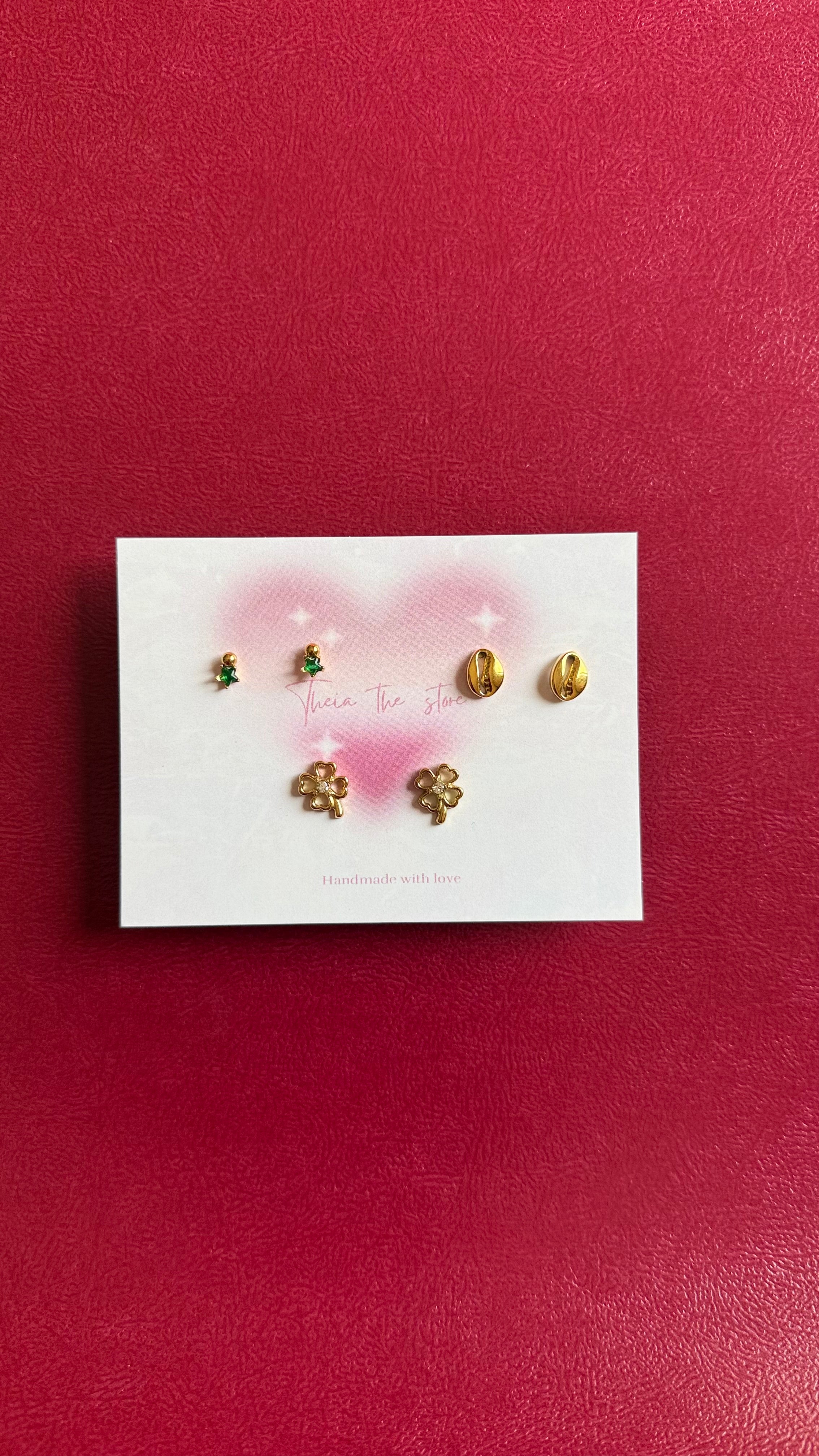 Clover leaf piercing set