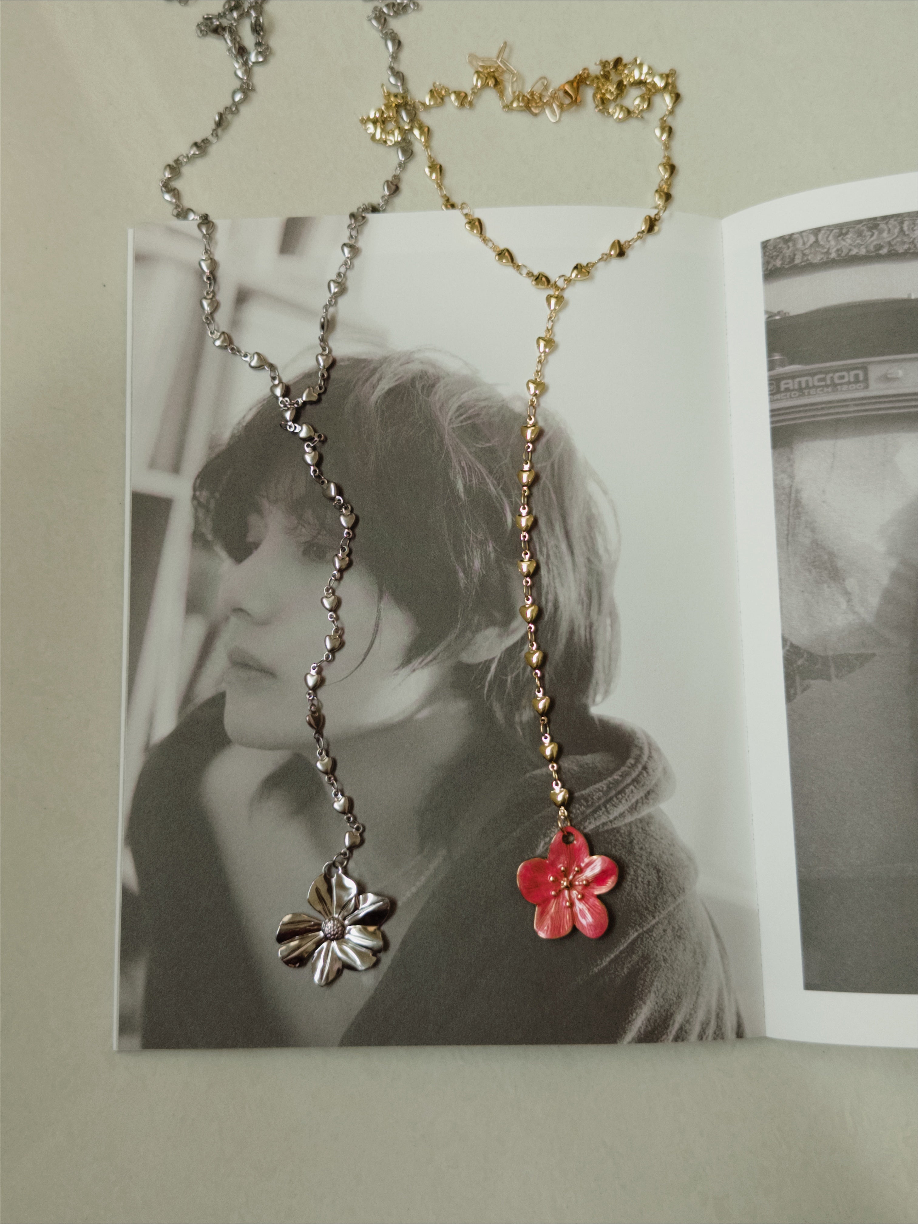 Phool lariat
