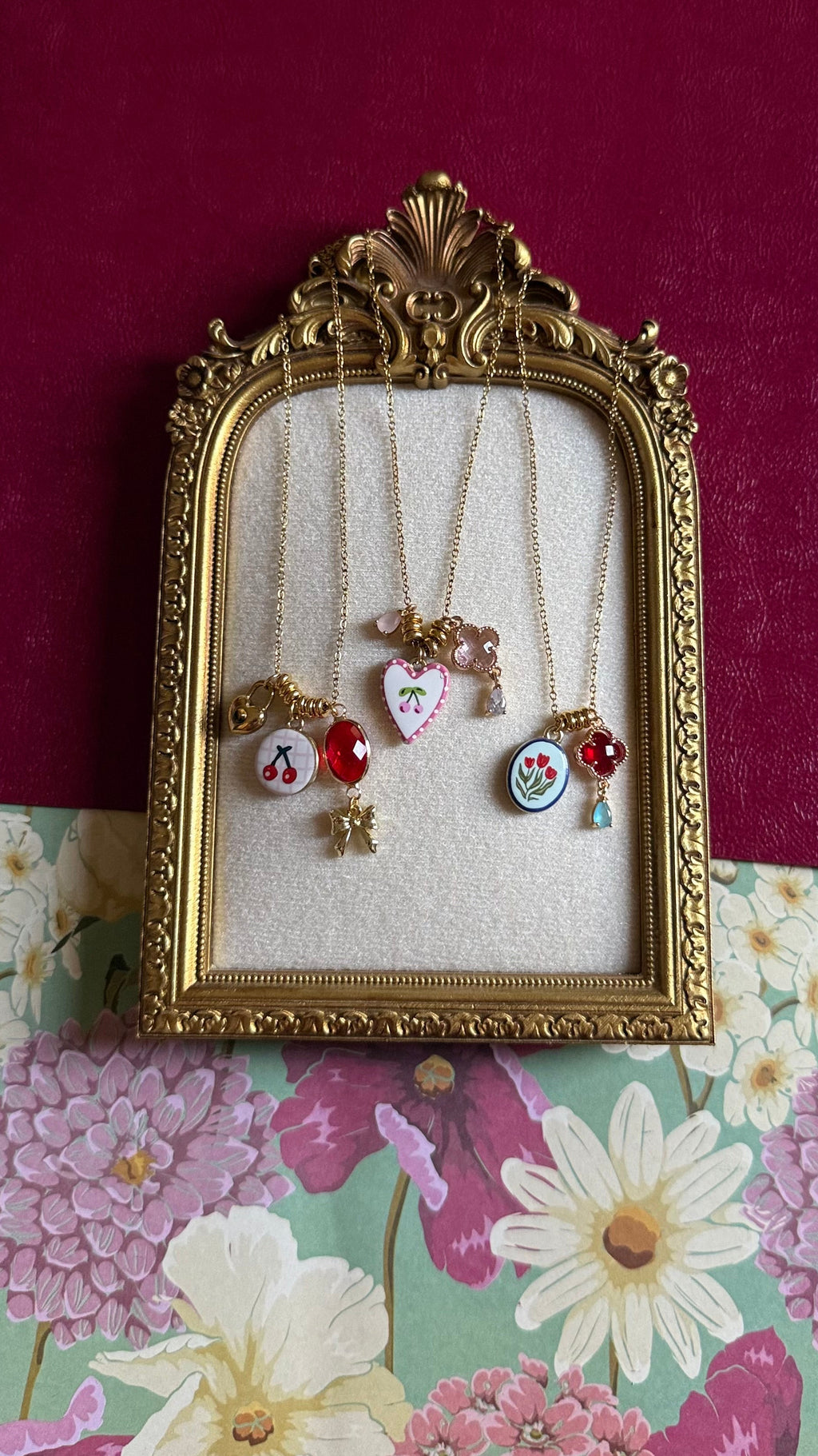 Sweet on the eye multicharm chain