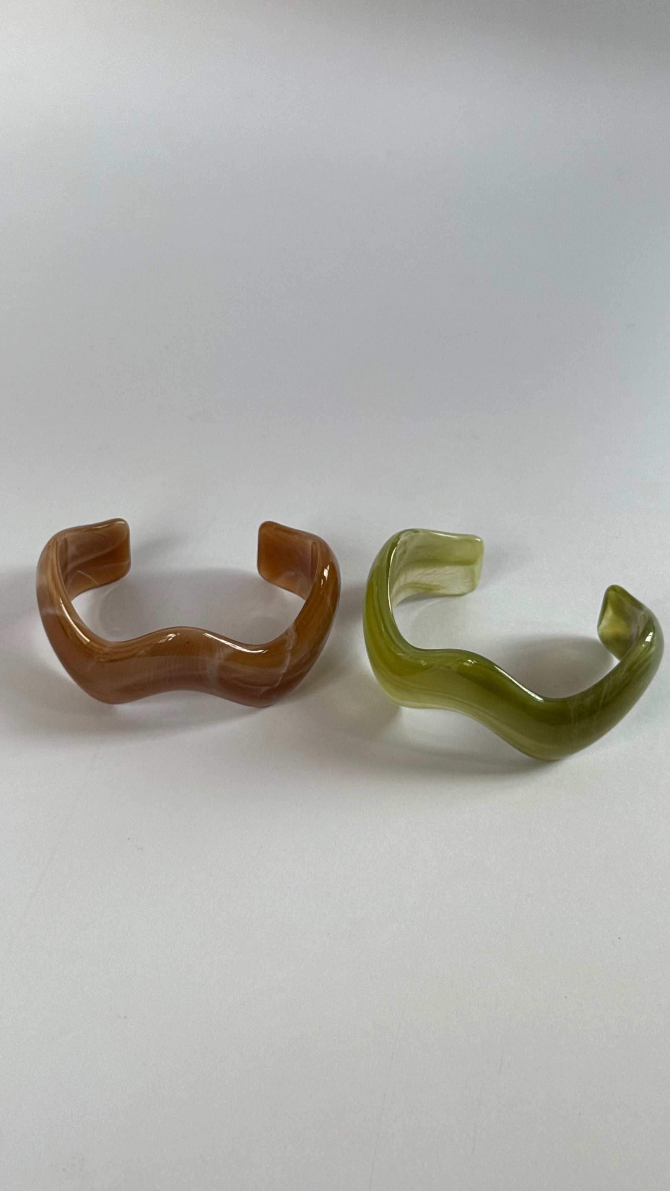 Swirl resin Bangle