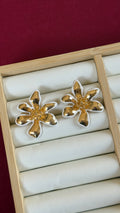 Flower earrings