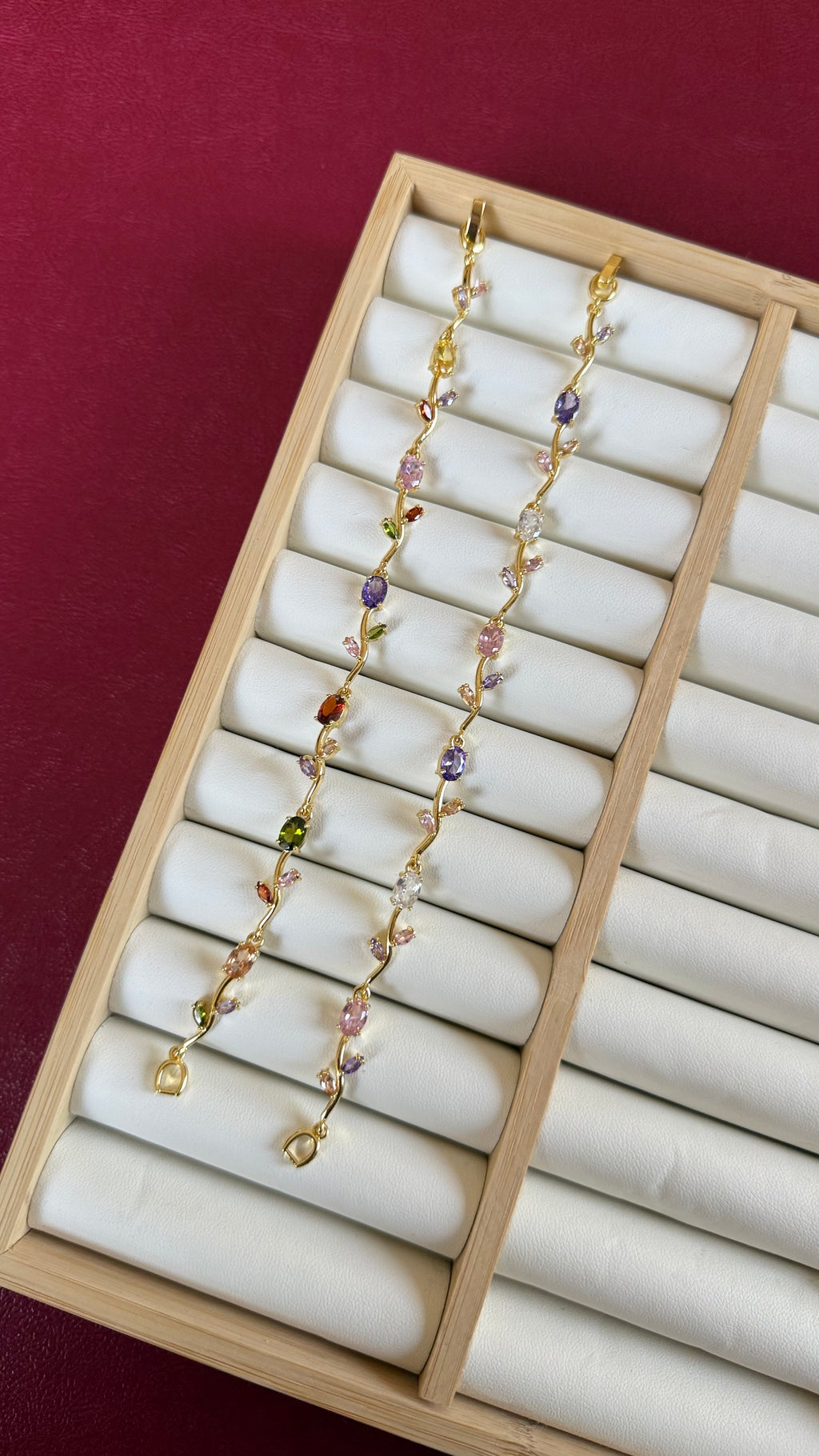 Multicolor tulip bracelet