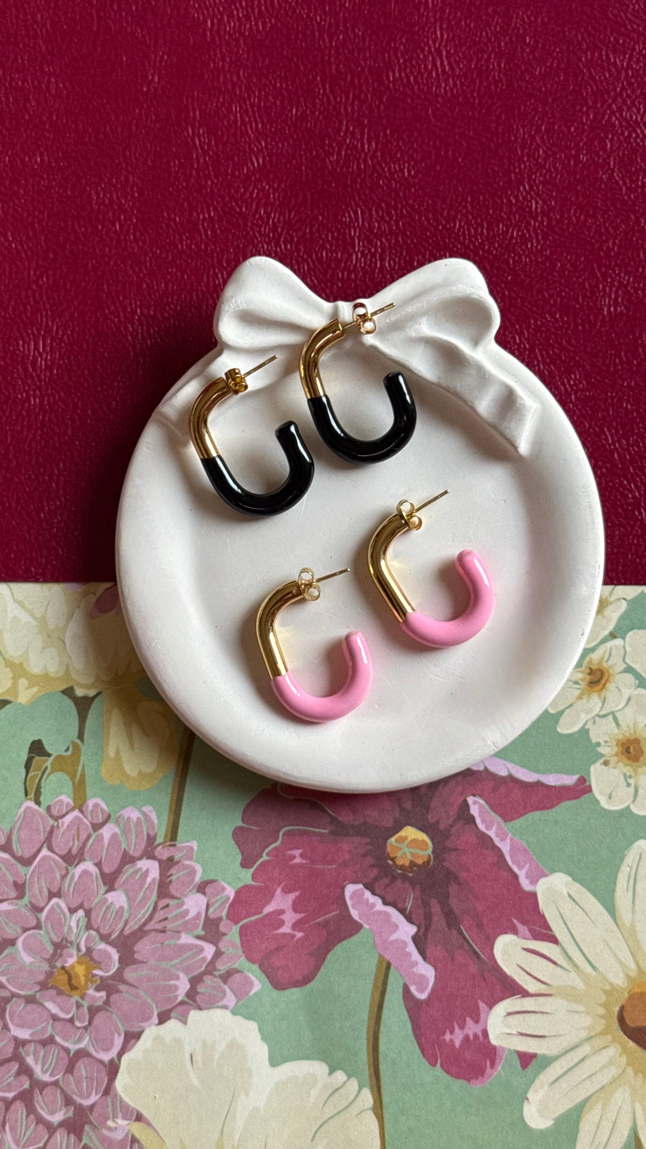 Toggle earring