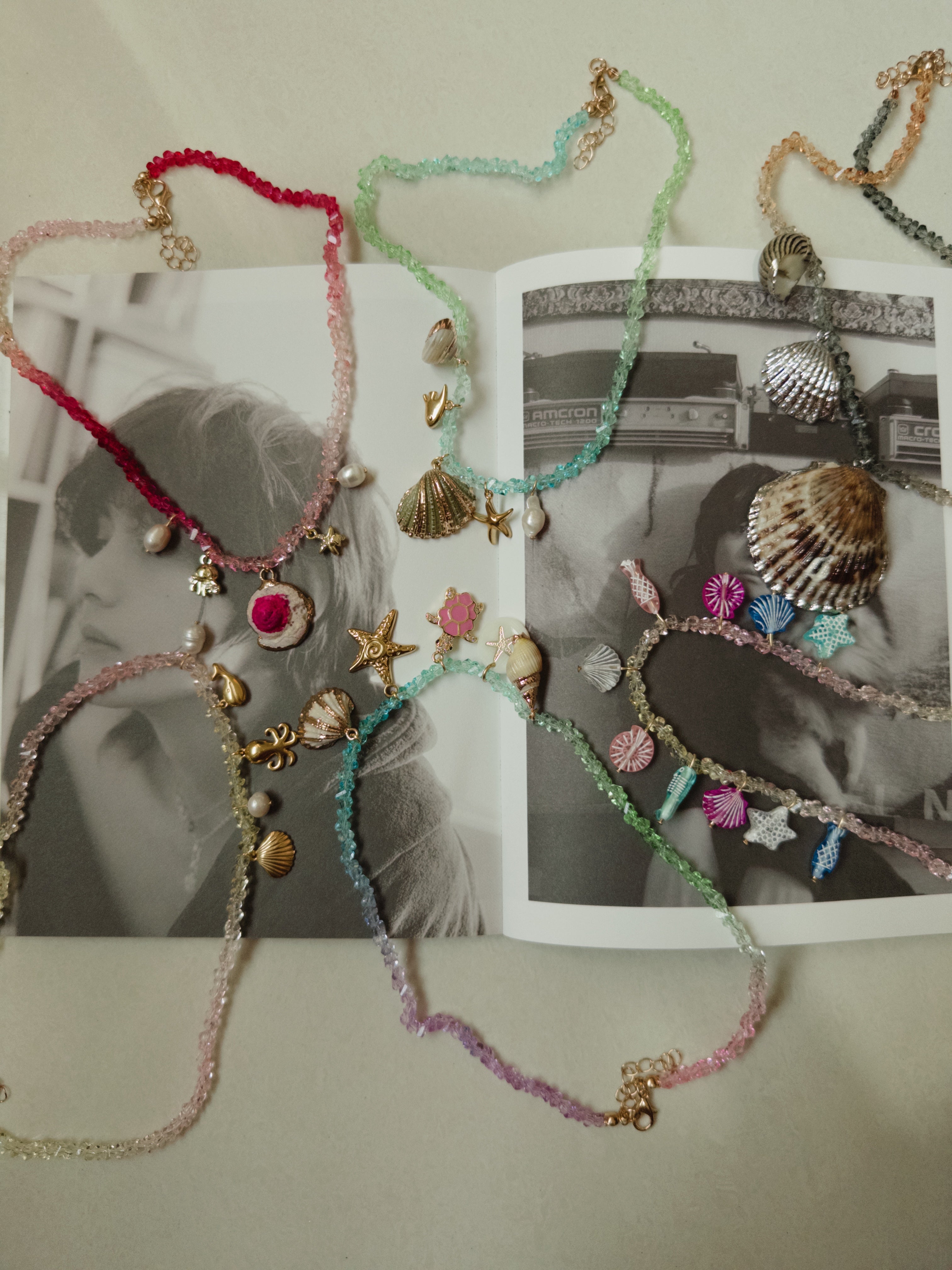 In love w pink chain