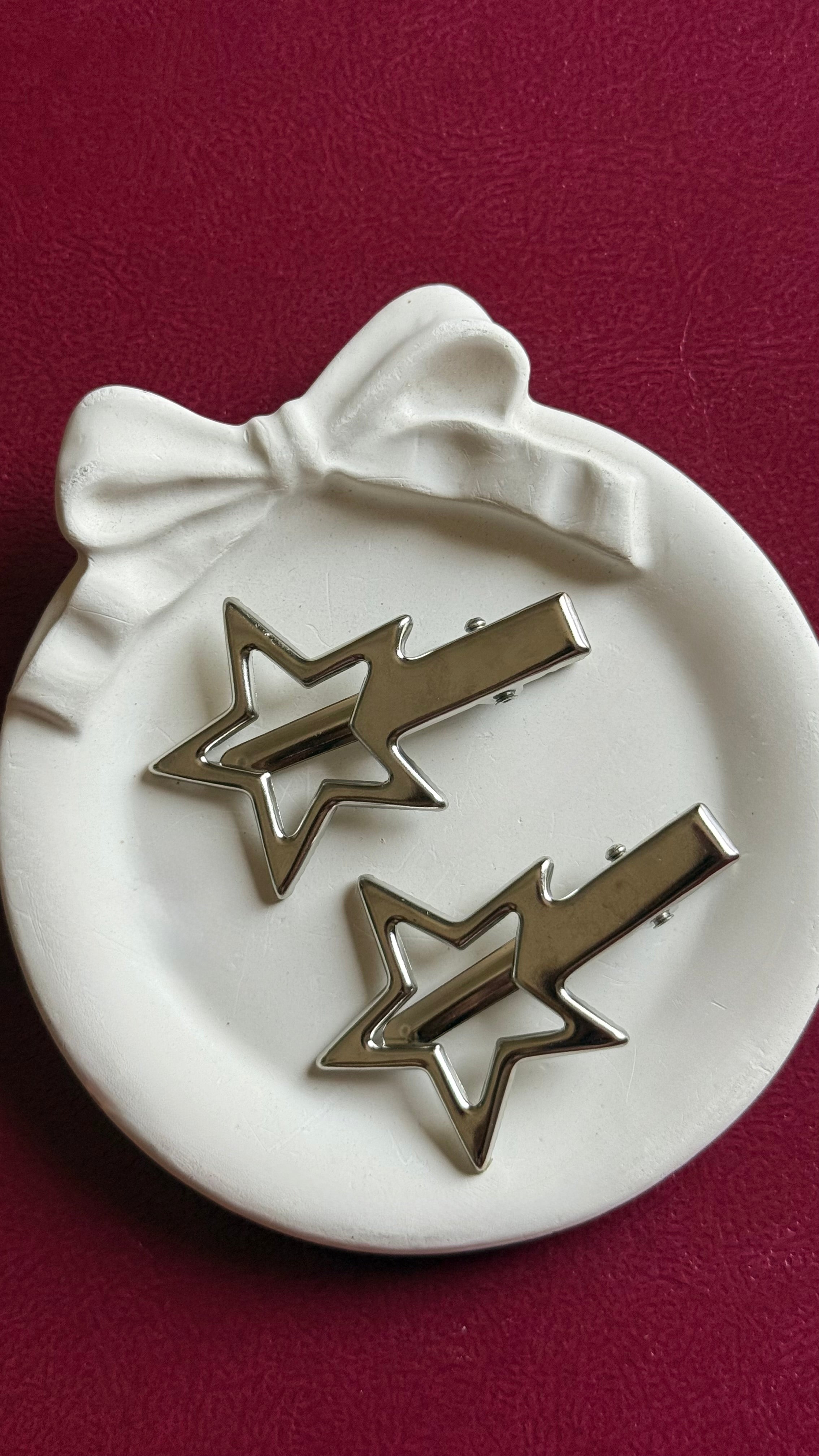 Star clip