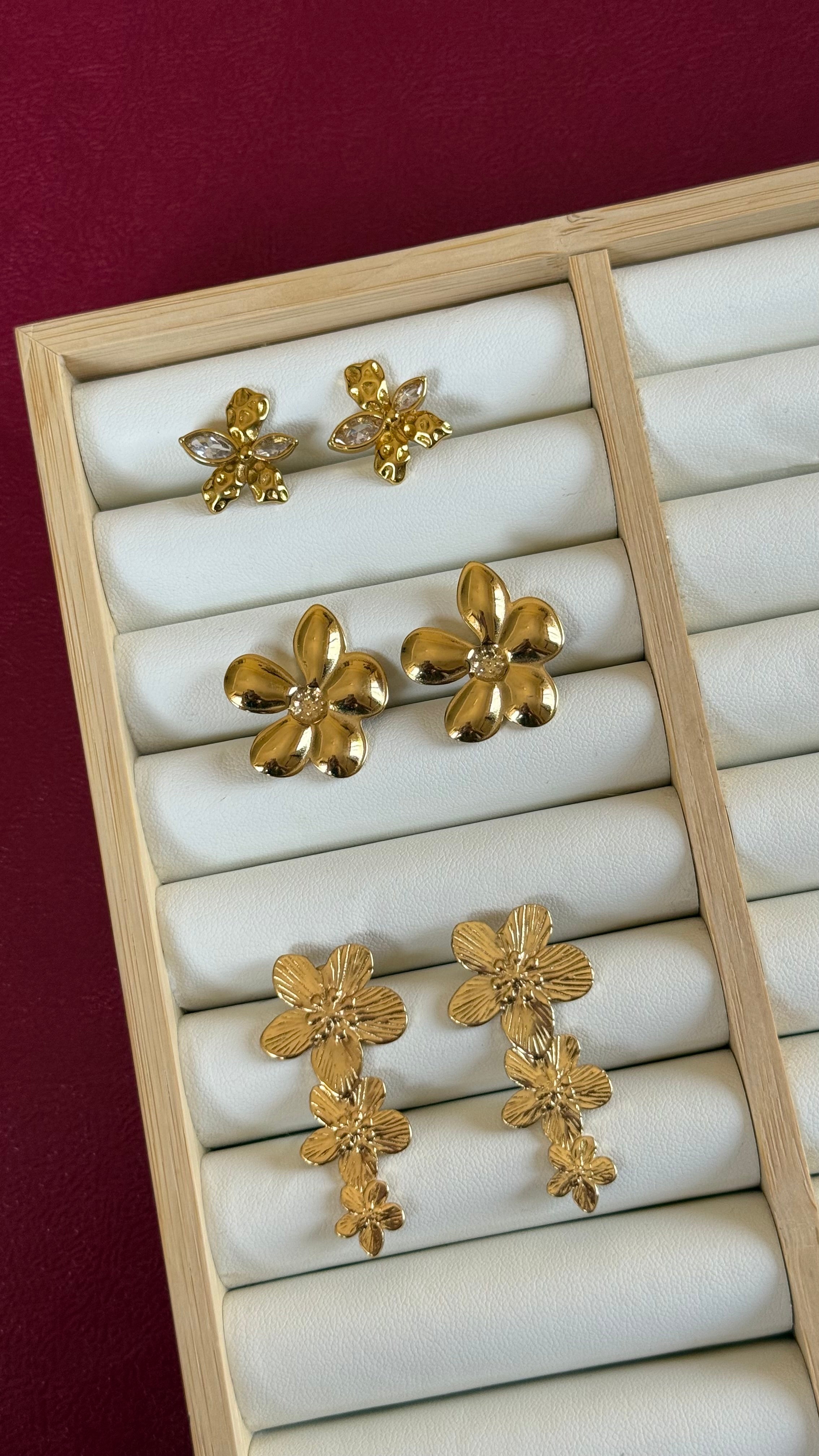 Full of flower earrings