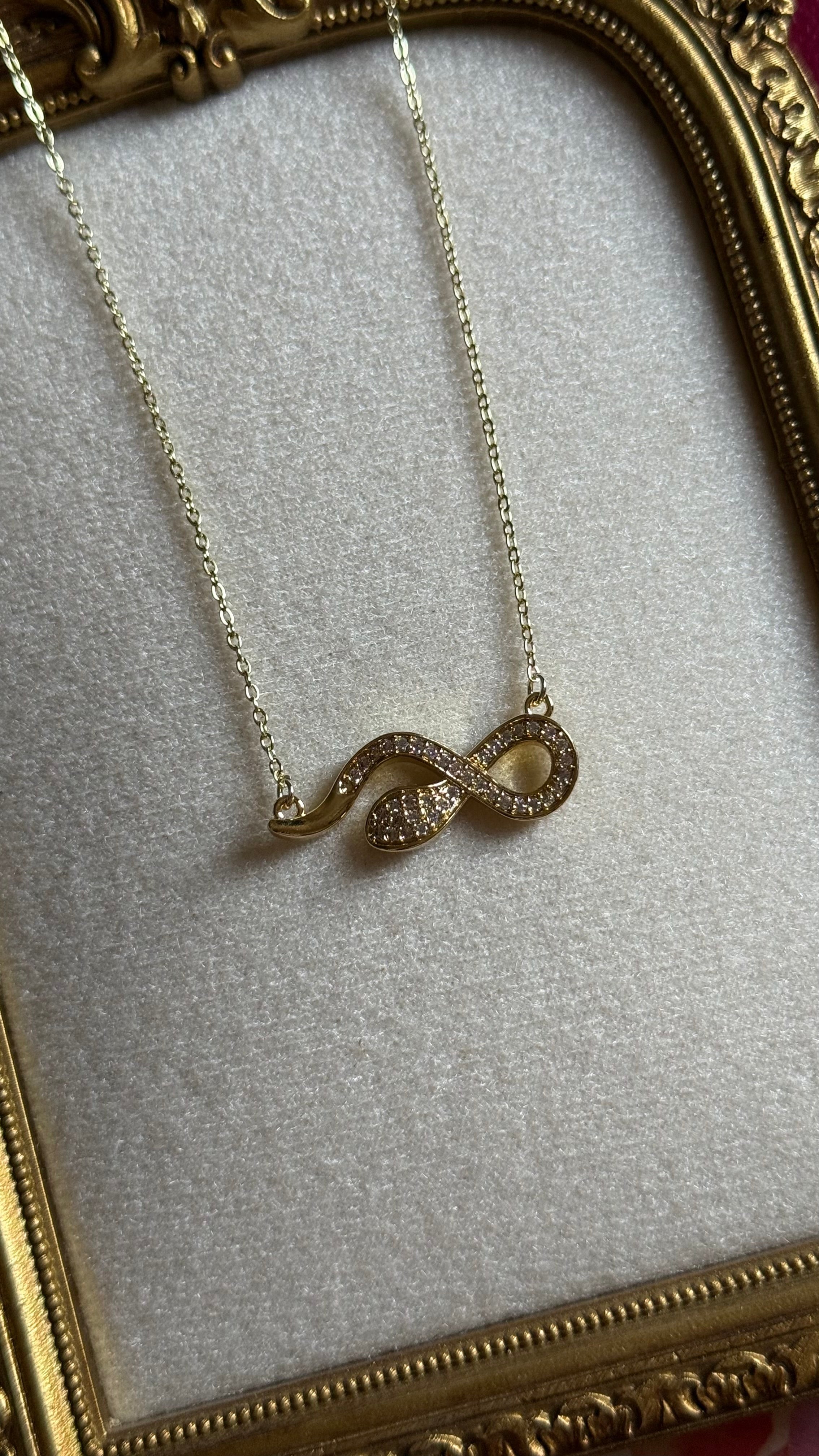 Serpent chain