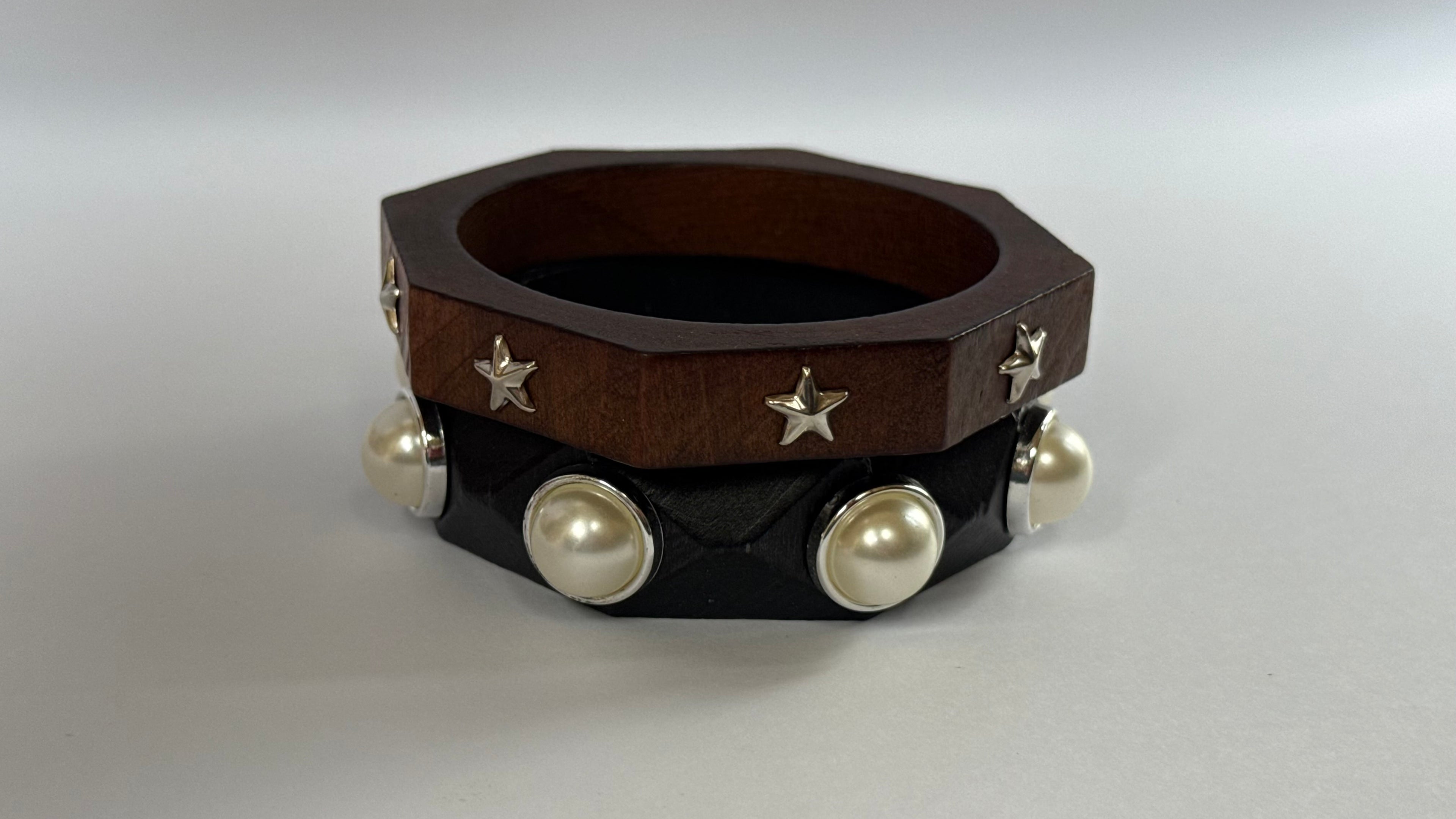 Chunky wooden Bangle with pearl and star