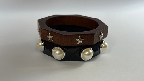 Chunky wooden Bangle with pearl and star