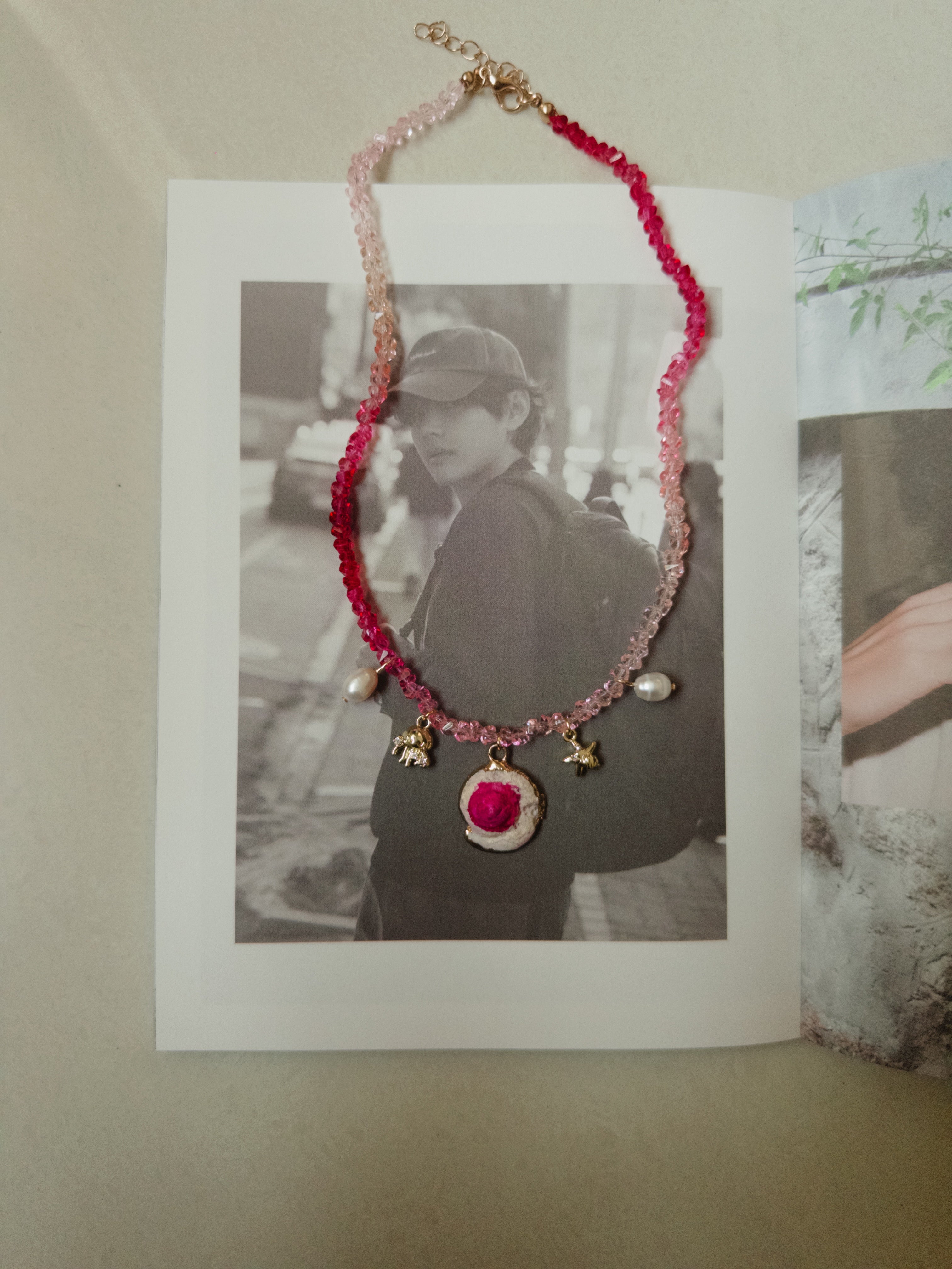 In love w pink chain