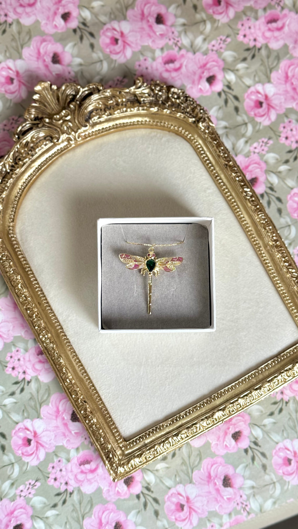 Dragon fly chain