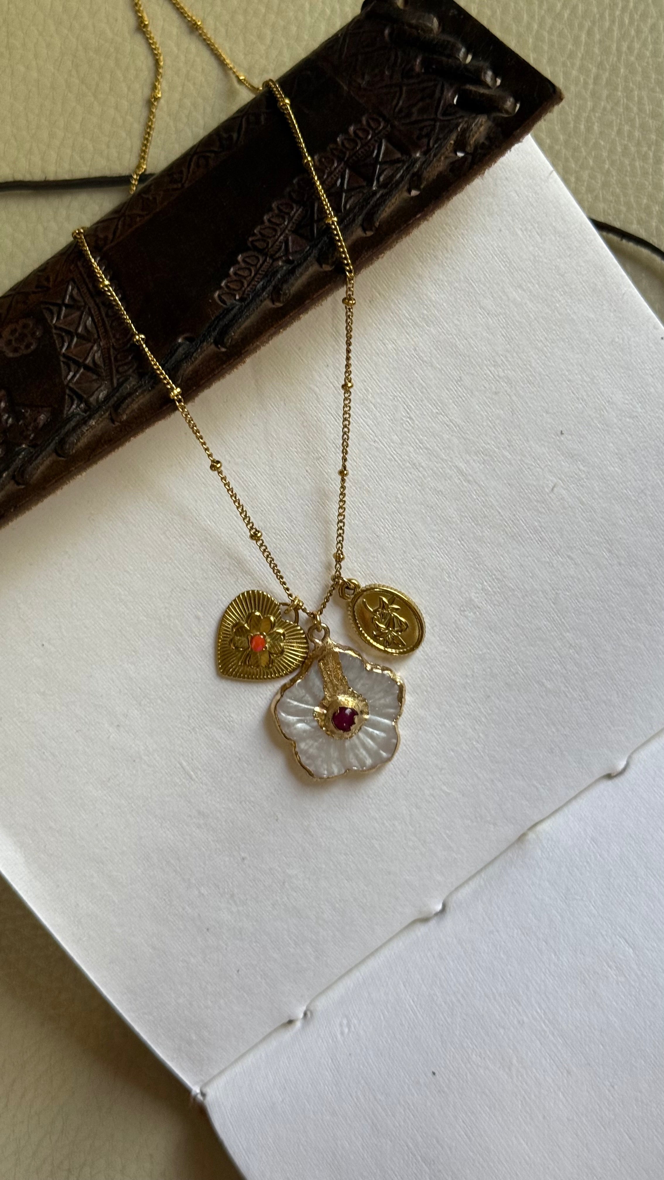Flower chain