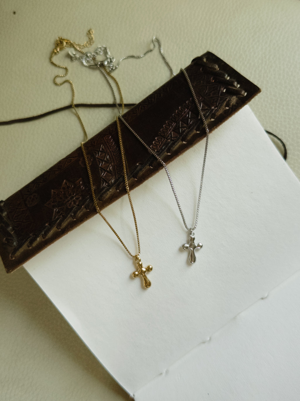 Tiny cross chain