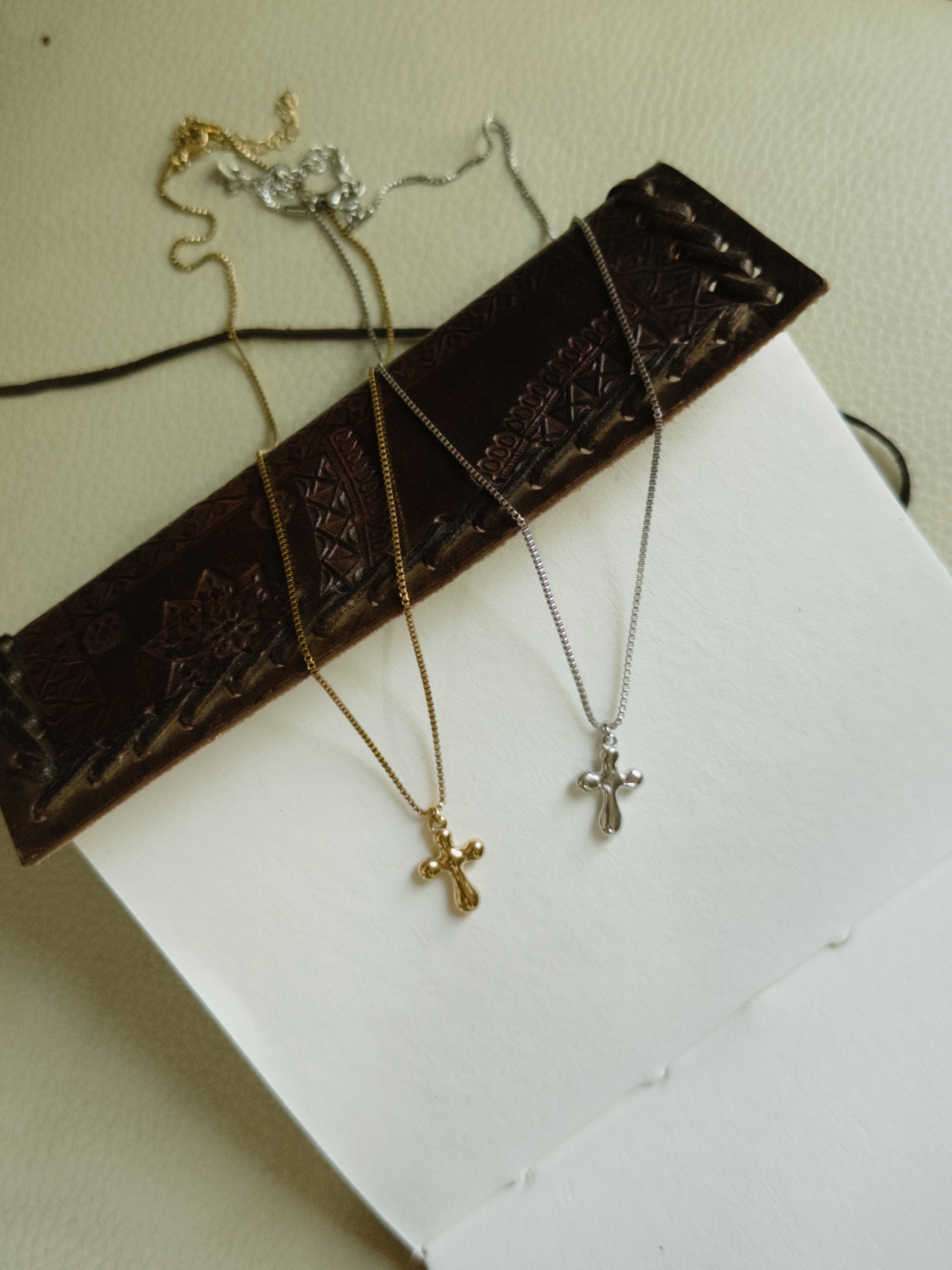 Tiny cross chain