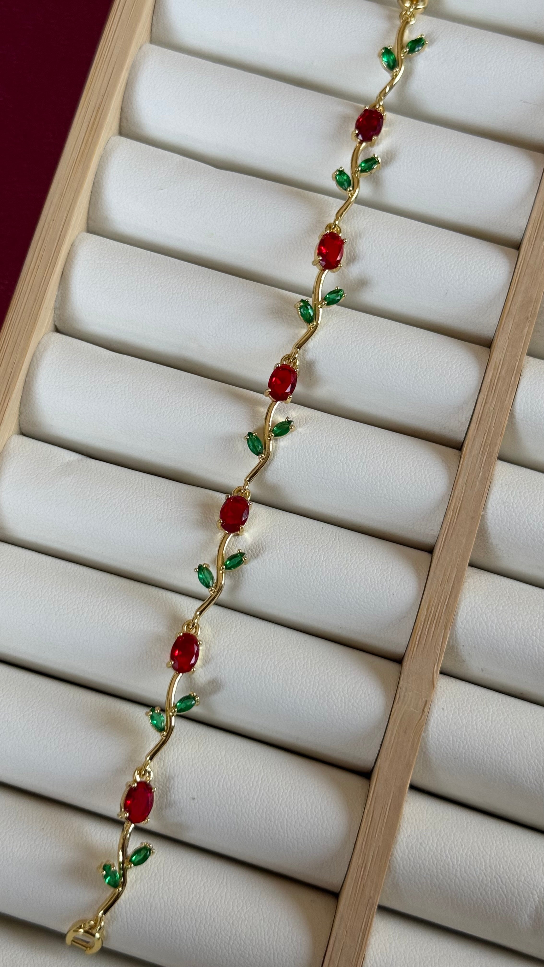 Tulip bracelet