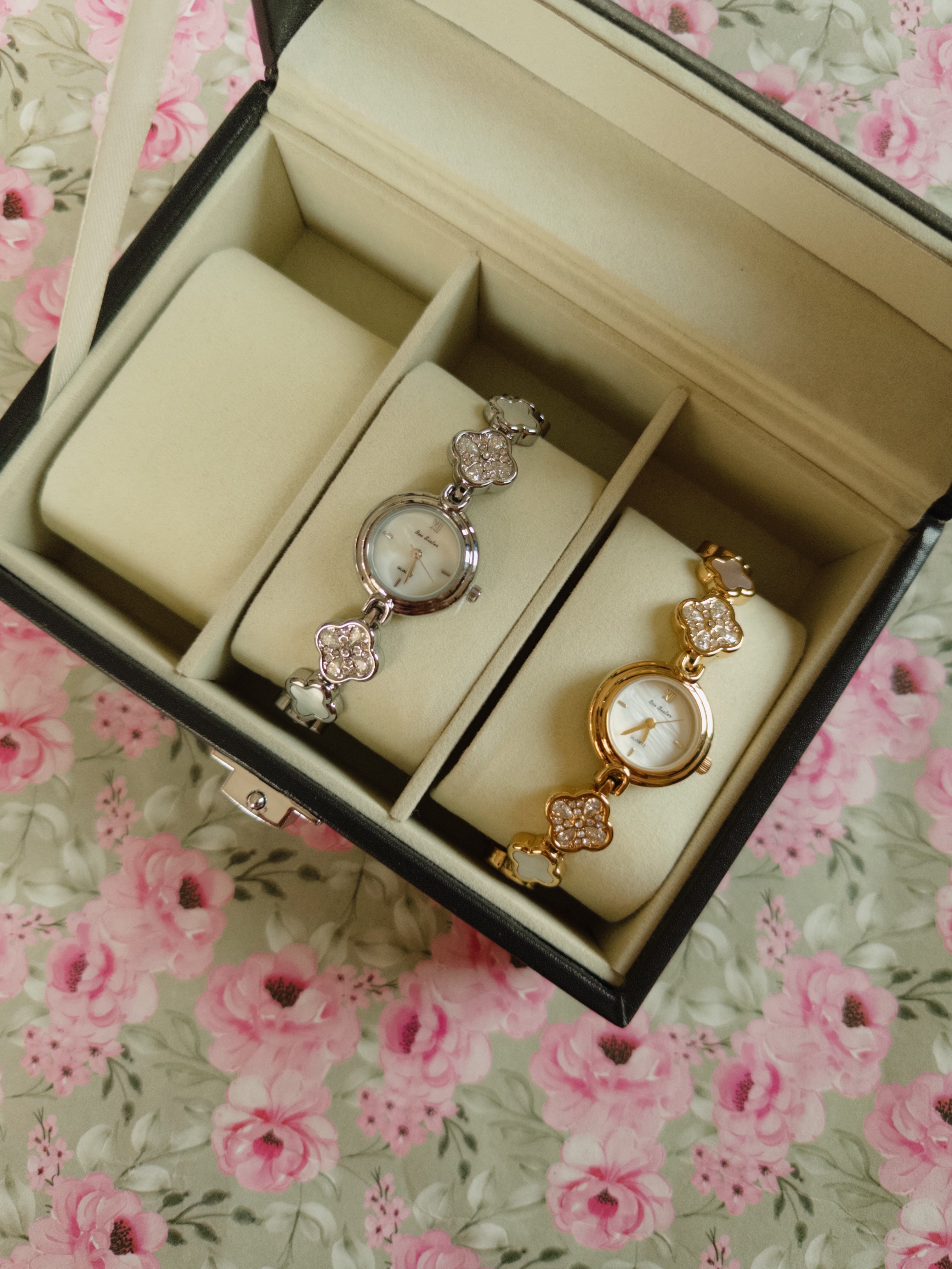 Clover leaf watch