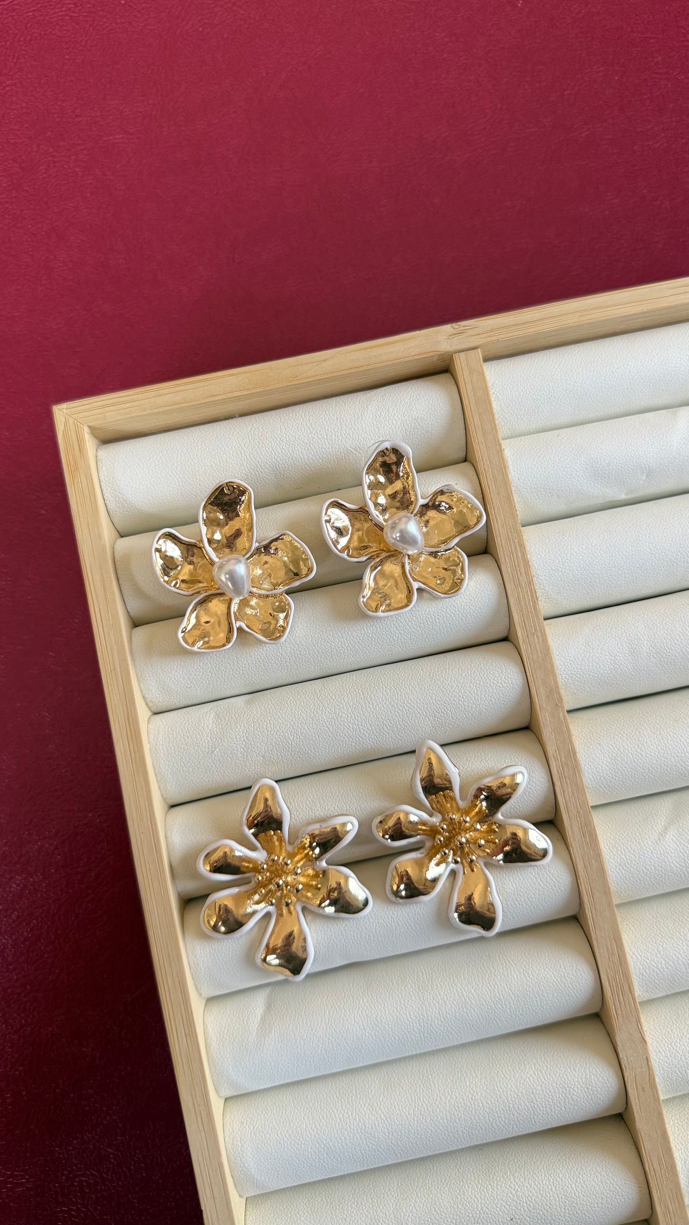 Flower earrings