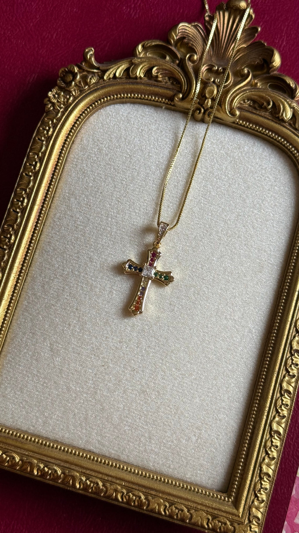 Studded cross chain