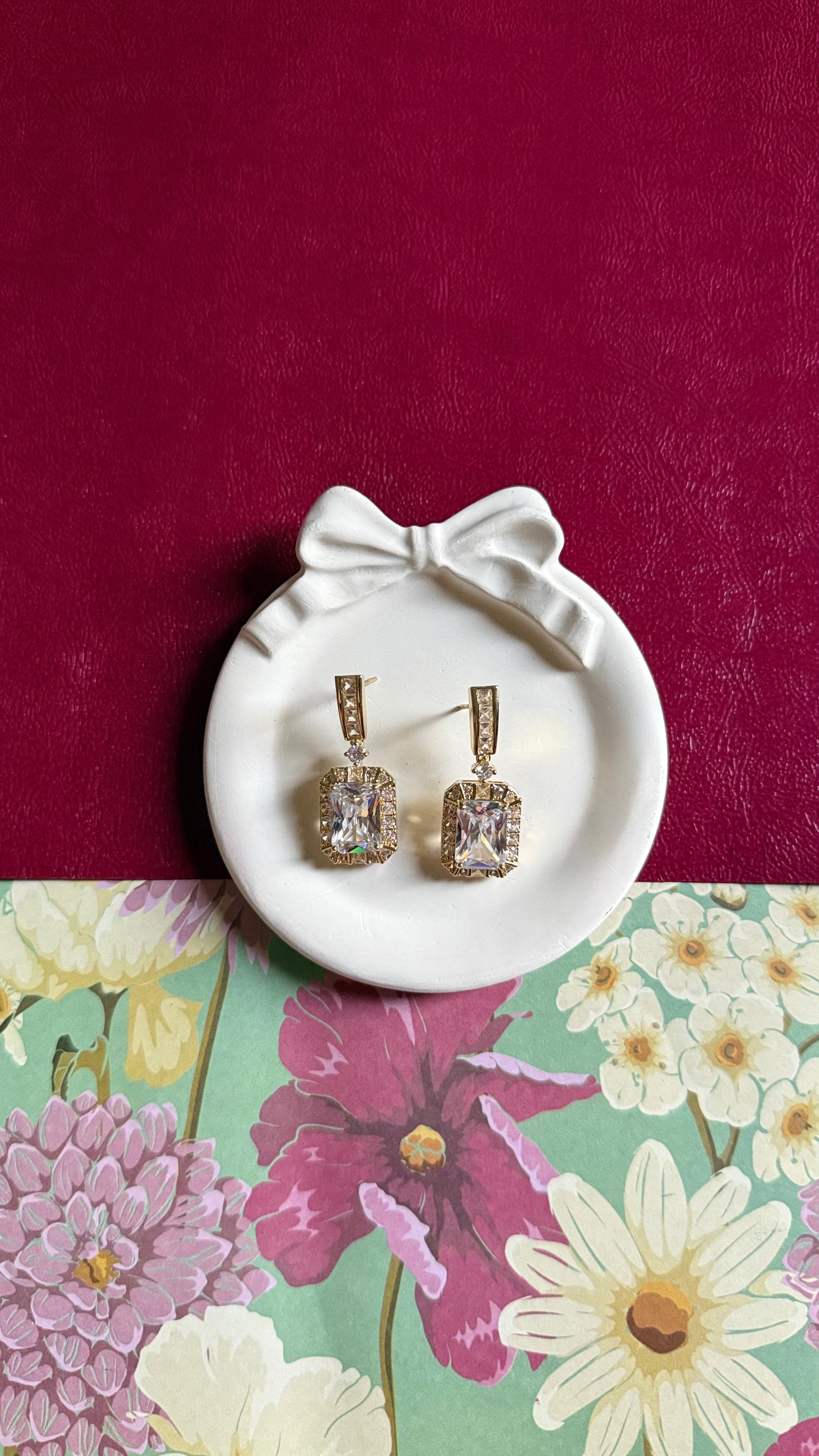 Crystal danglers