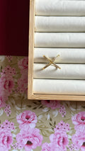 Crisscross ring