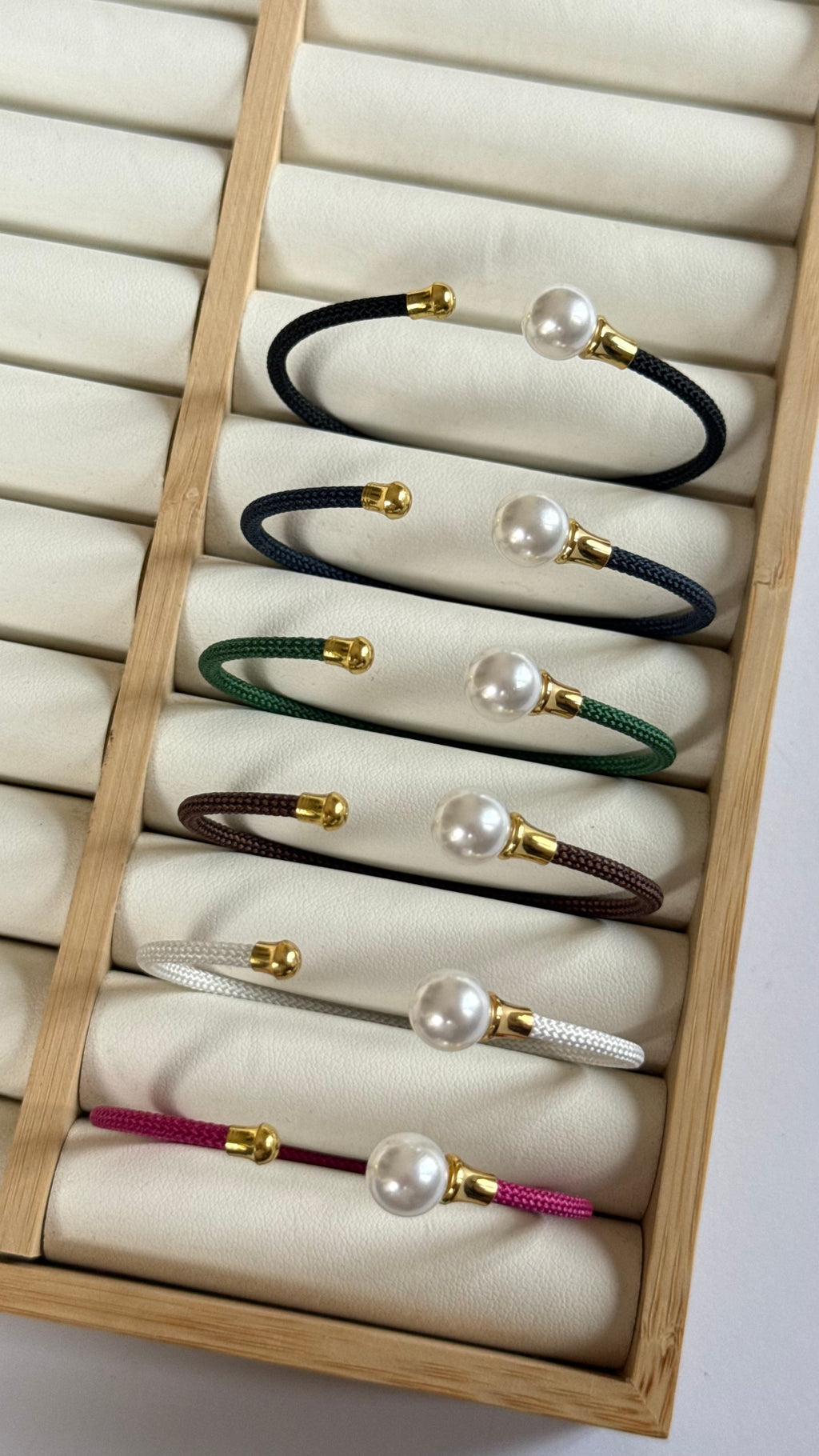 fannah bracelet with pearl