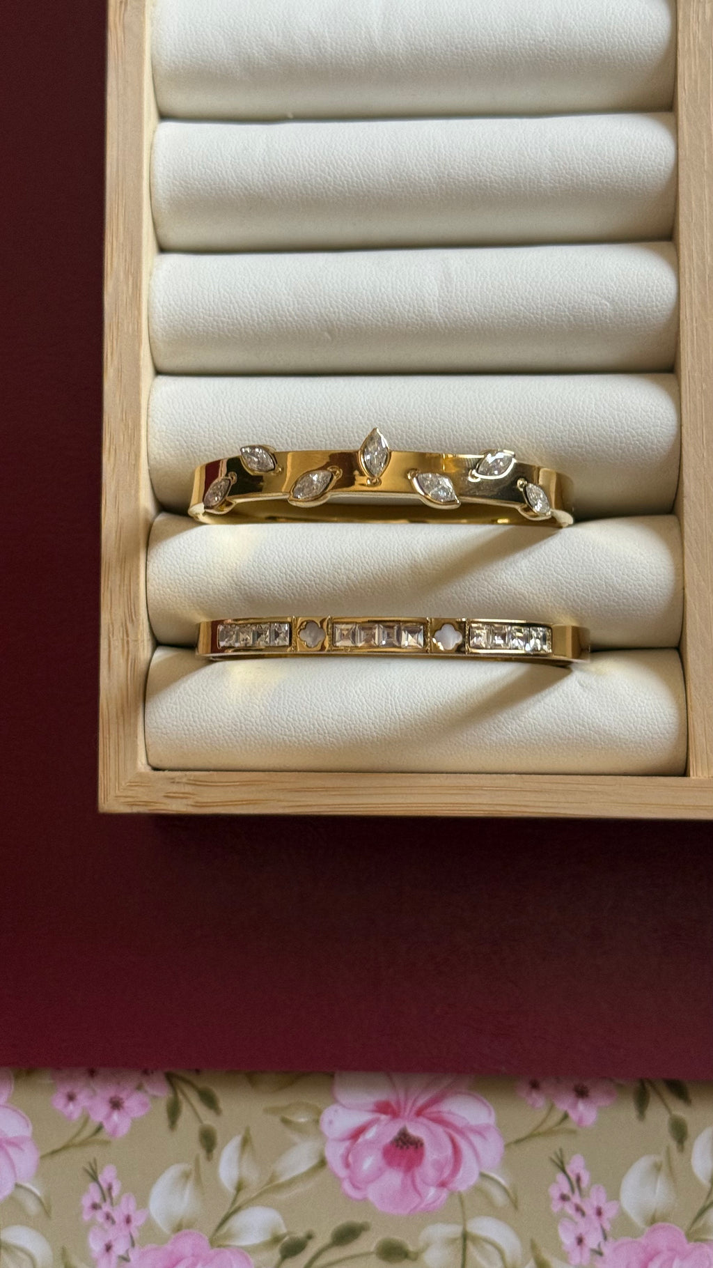 Studded stone - small wrist
