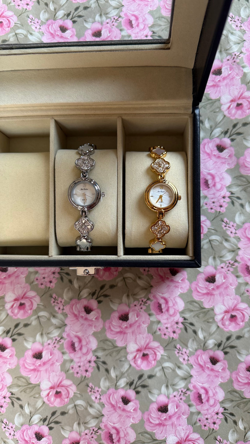 Clover leaf watch