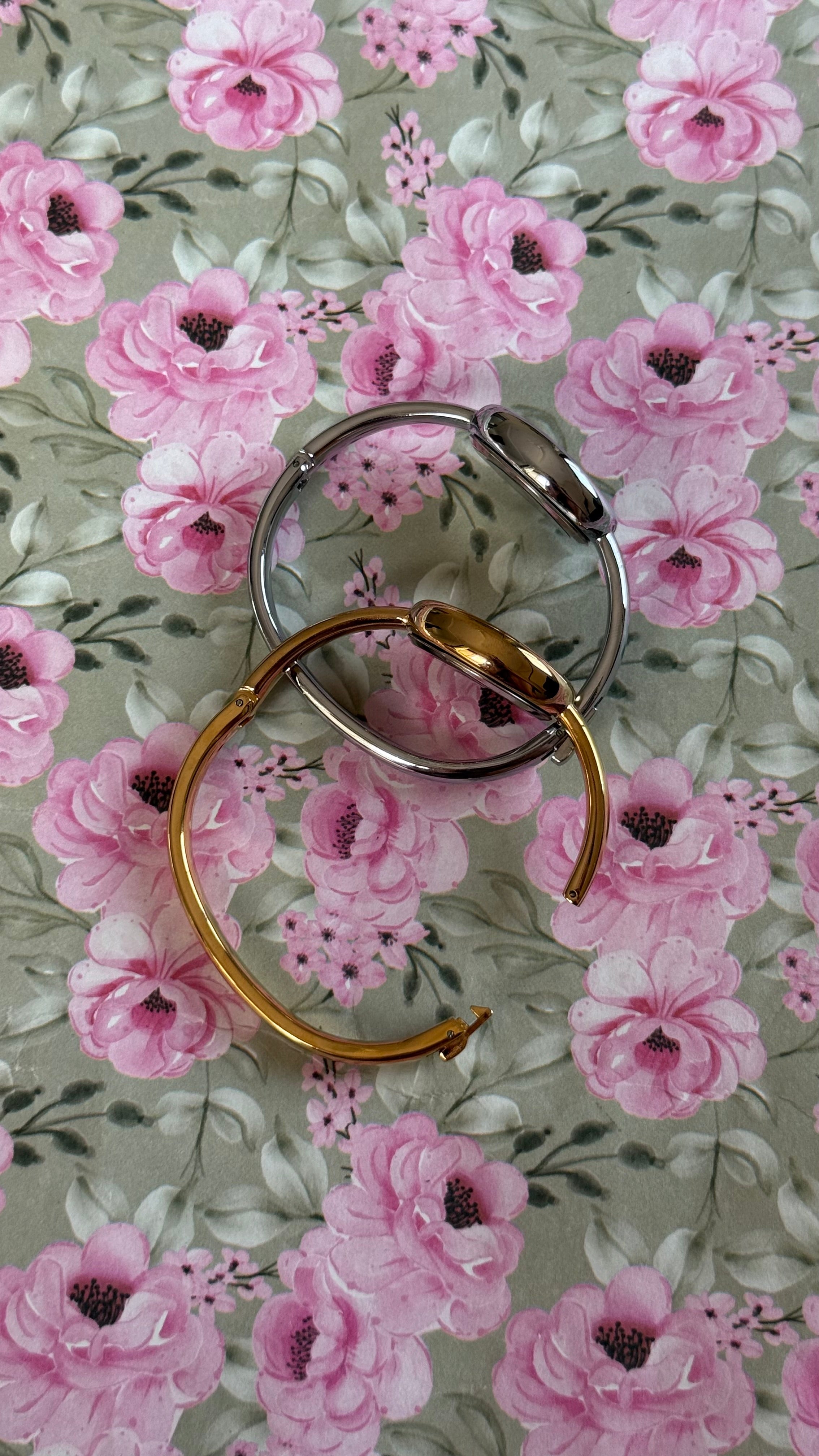 Bangle watch