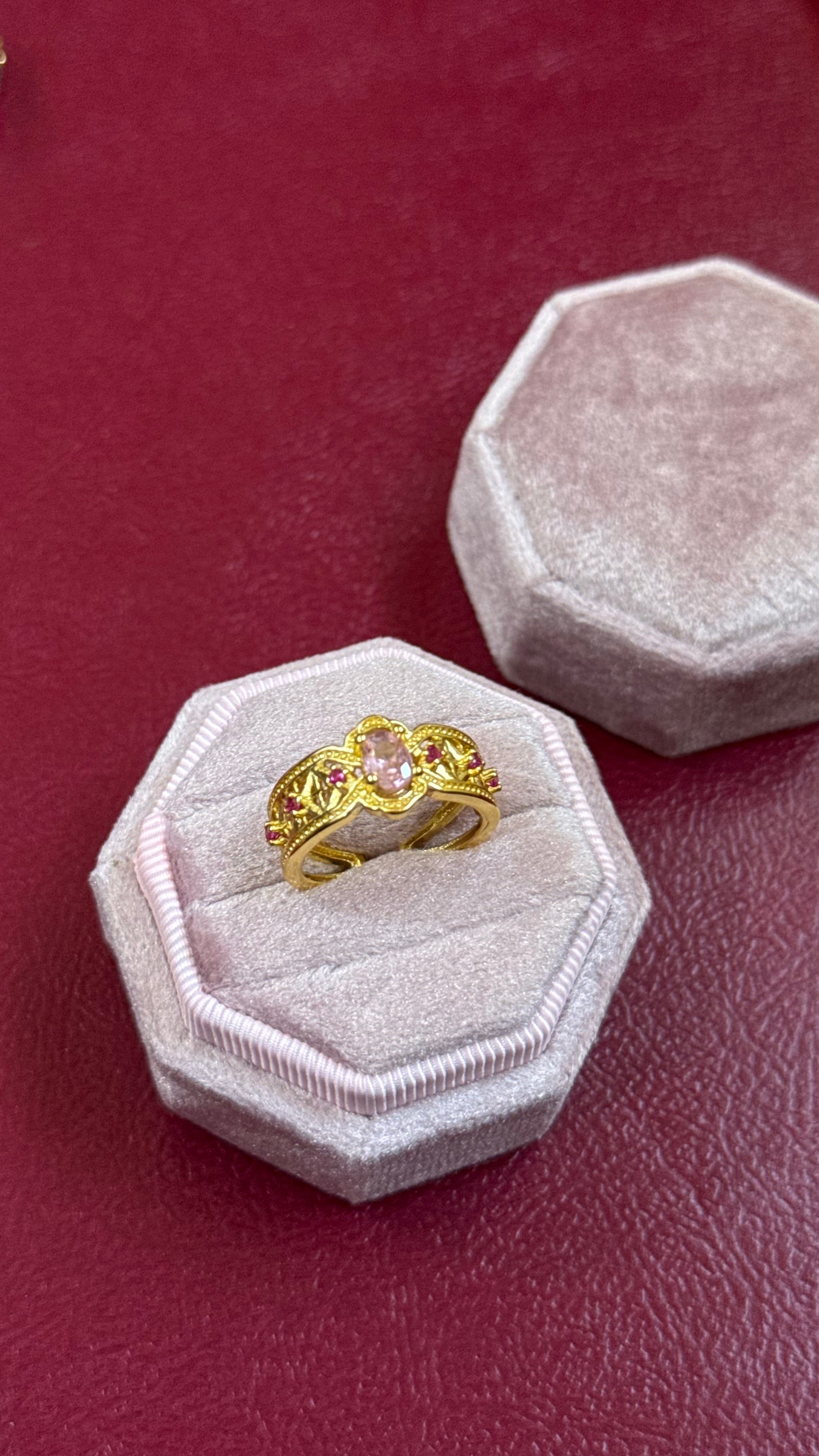 Royal princess cuff