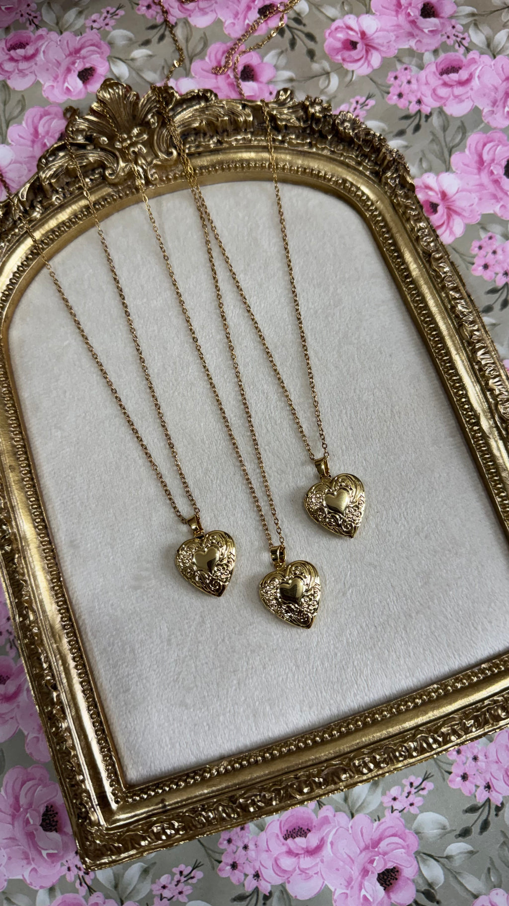Classic gold locket