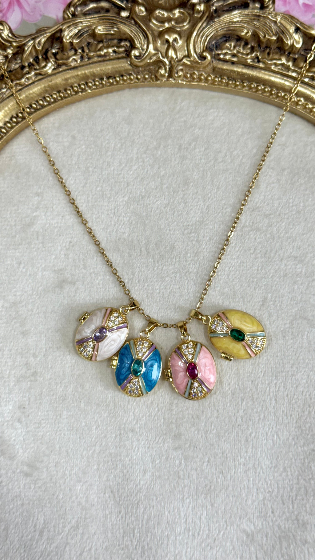 Vintage Memory locket