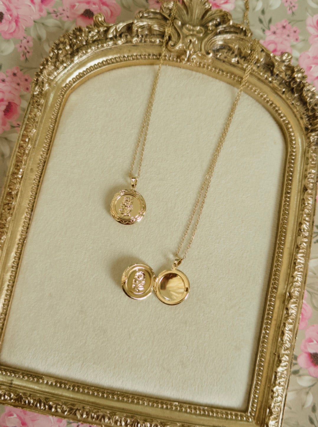 rose memory locket