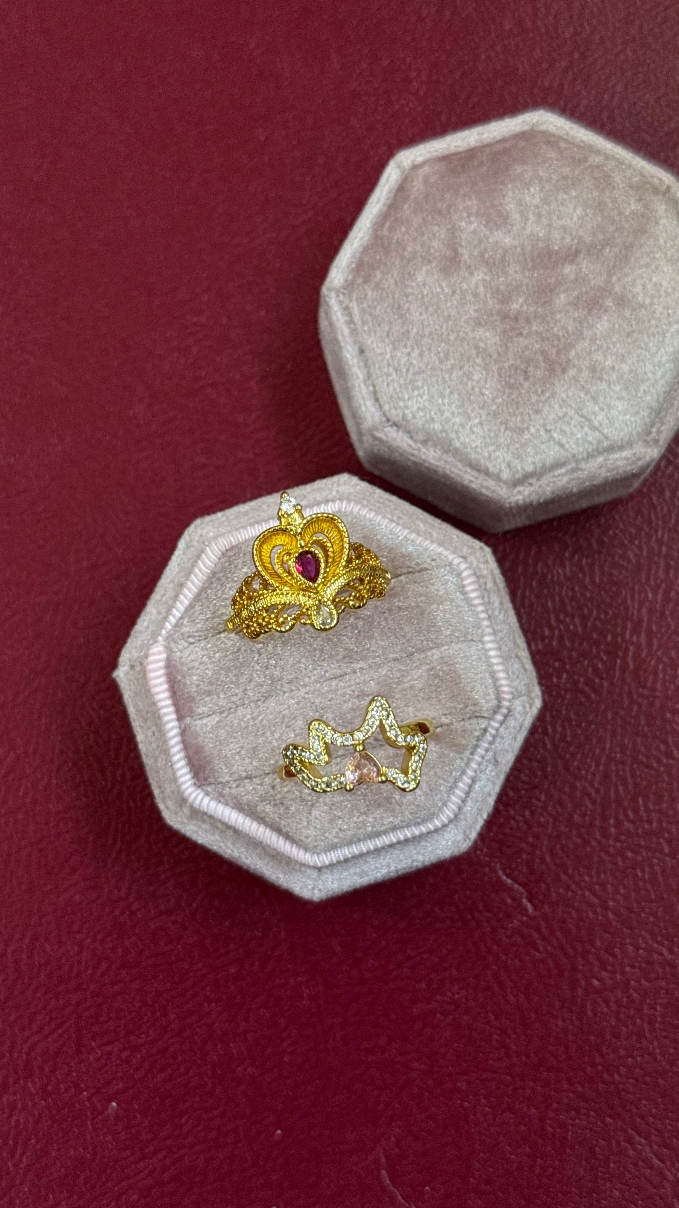 Queen’s crown ring 2