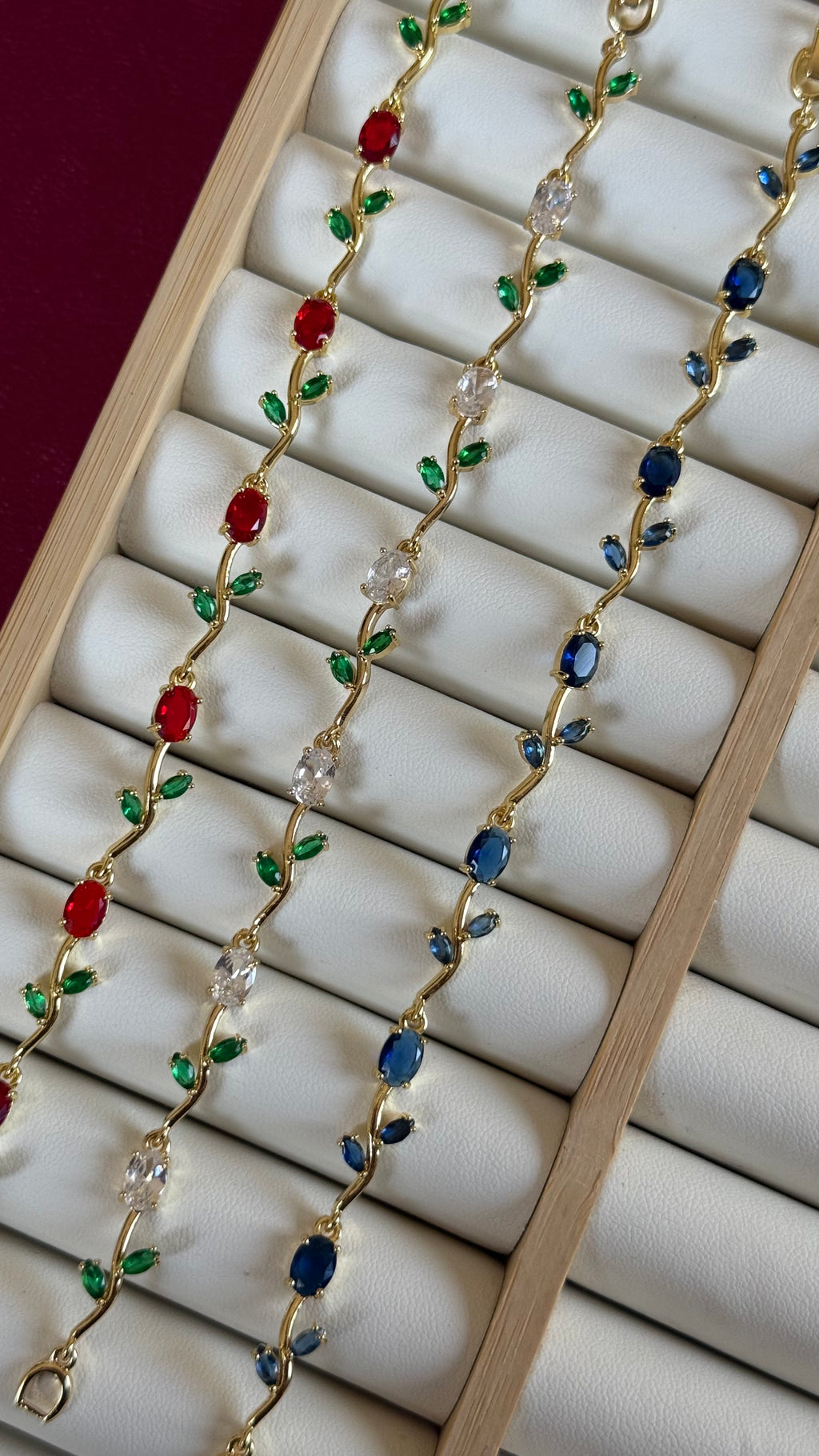 Tulip bracelet