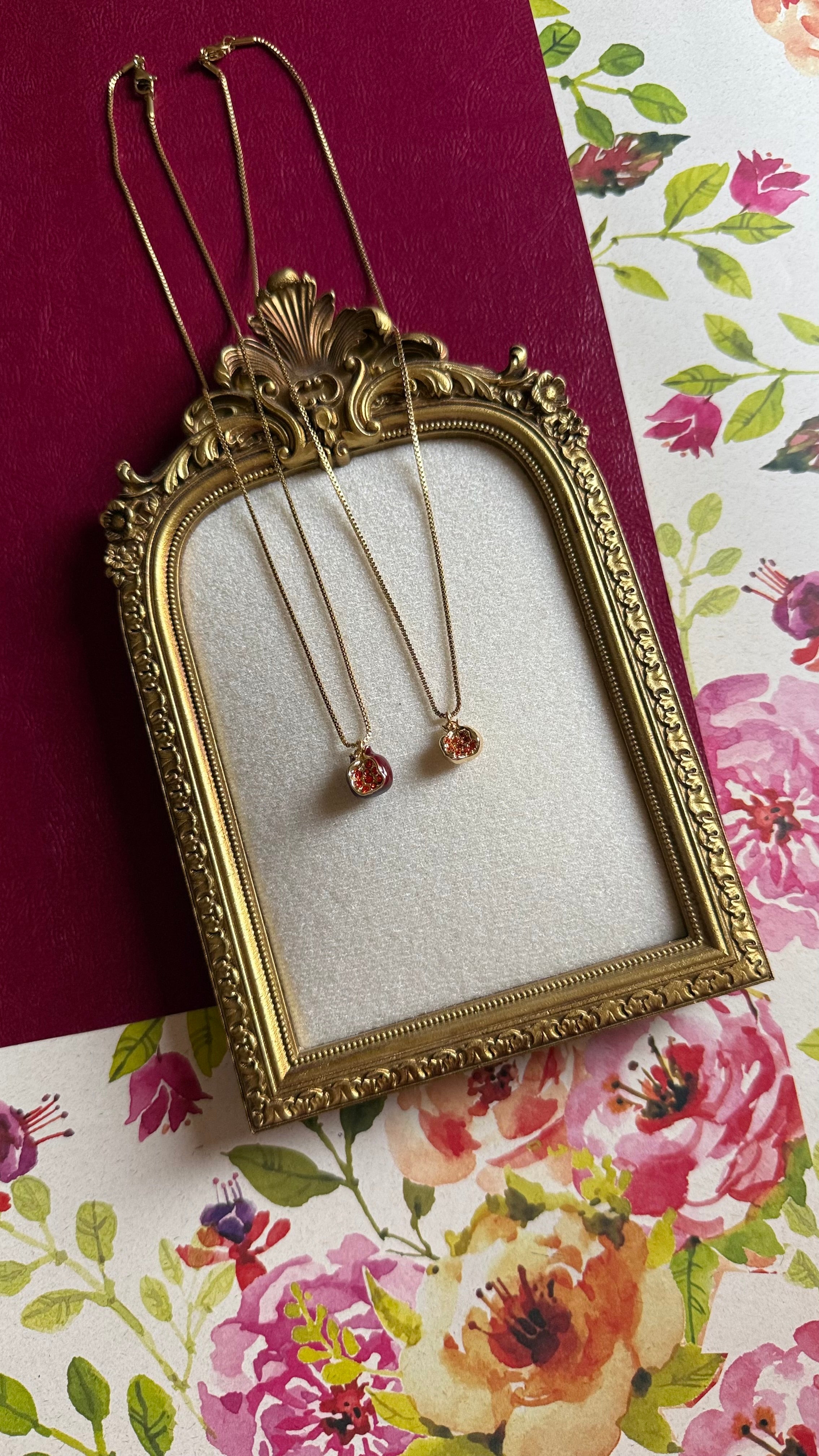 Anaar necklace