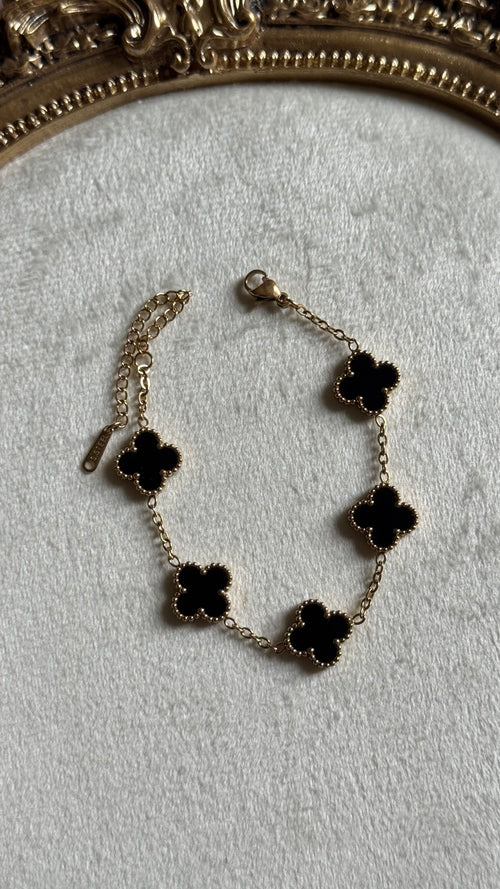 Black & white clover bracelet