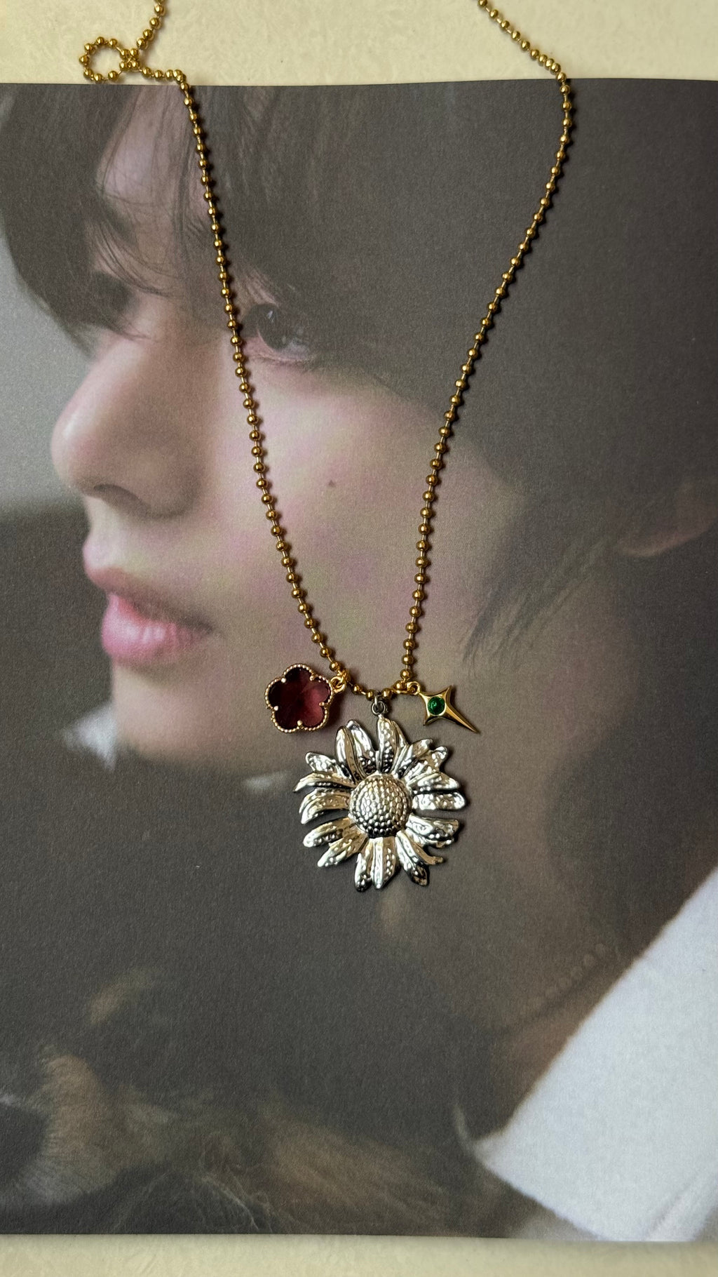 Dual tone chains