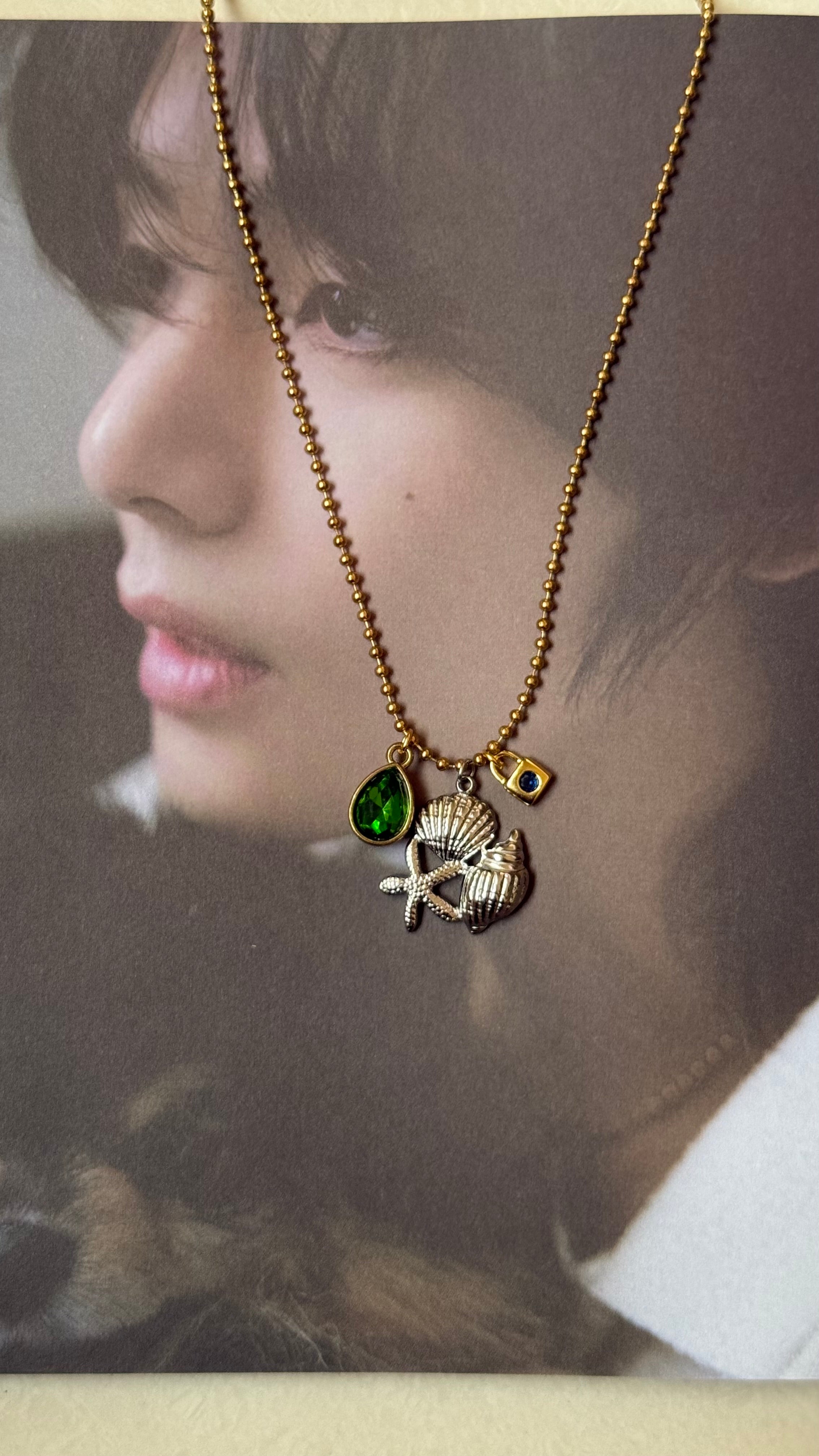 Dual tone chains